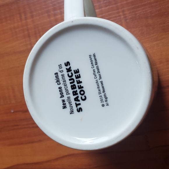 Starbucks under the sea mugs - Picture 2 of 5